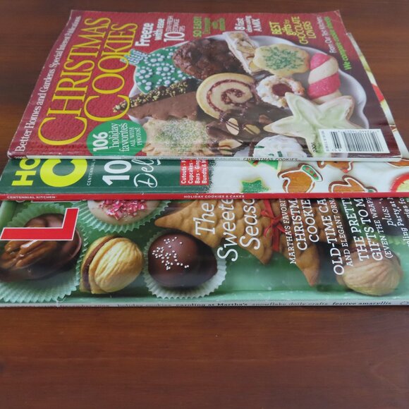 Lot of 3 Christmas Cookies & Cakes Theme Special Editions - Picture 3 of 16